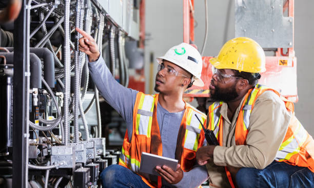 Best Local Electrician Companies  in Timberwood Park, TX